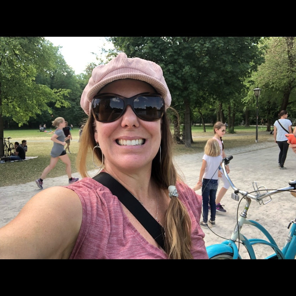 Meet your Posher, Mel